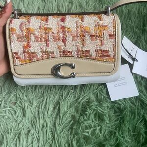 Bandit Shoulder Bag In Tweed